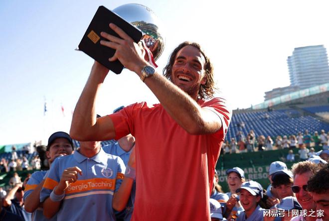 关于欧洲网球队翻盘英国网球队，西西帕斯一己之力扛起全队的信息