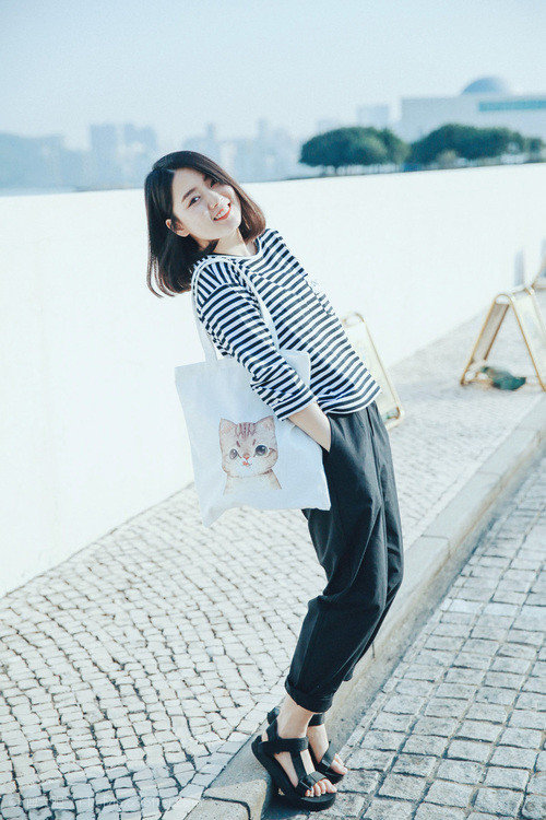 开云APP-绿茵场与棋盘，当孙兴慜的爆发遇上乌克兰的压制艺术