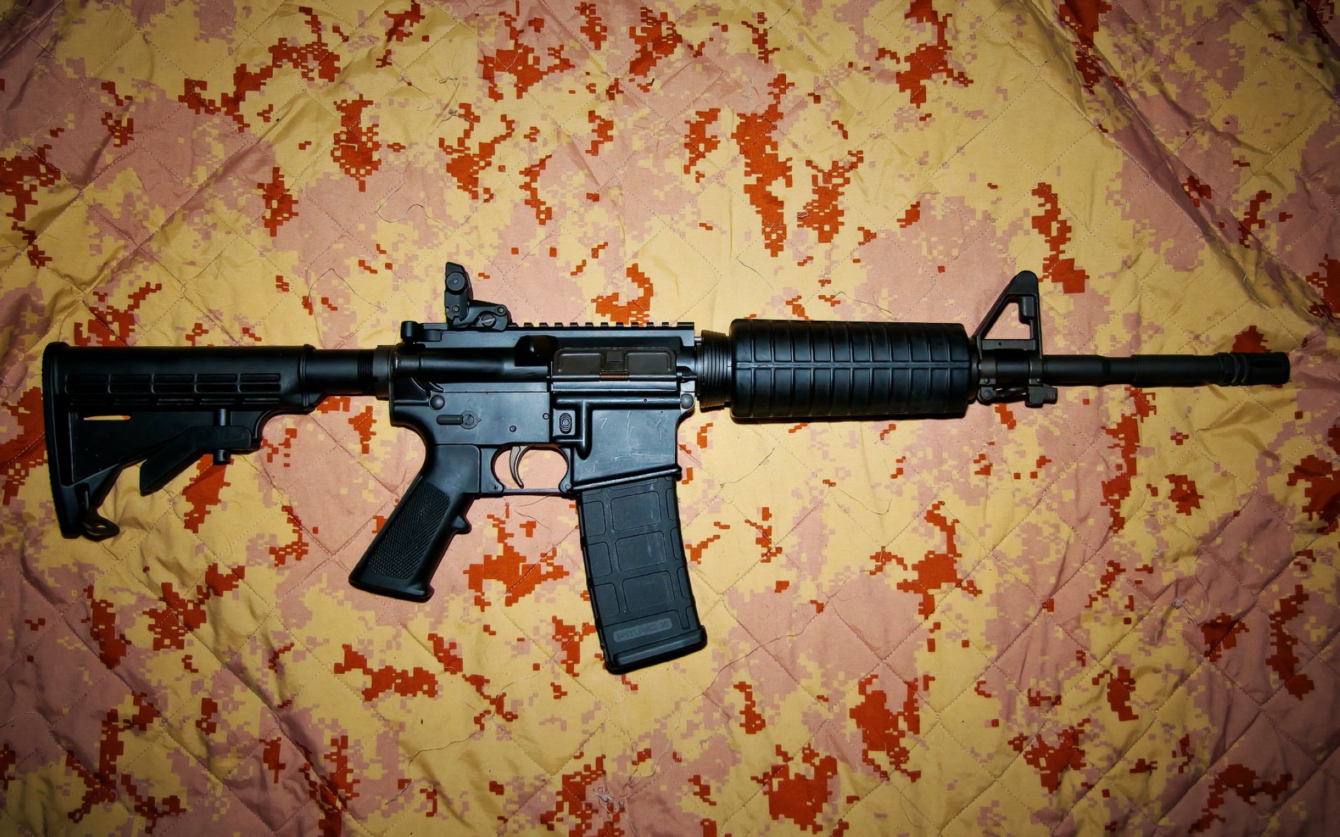 钢铁城墙与致命一击，阿坎吉在焦点之夜的封神演出