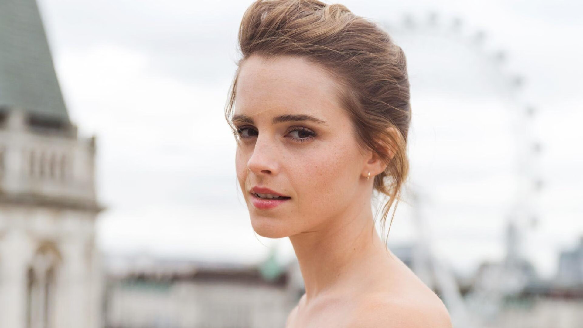 绿茵东决，拉什福德在命运之夜完成自我救赎