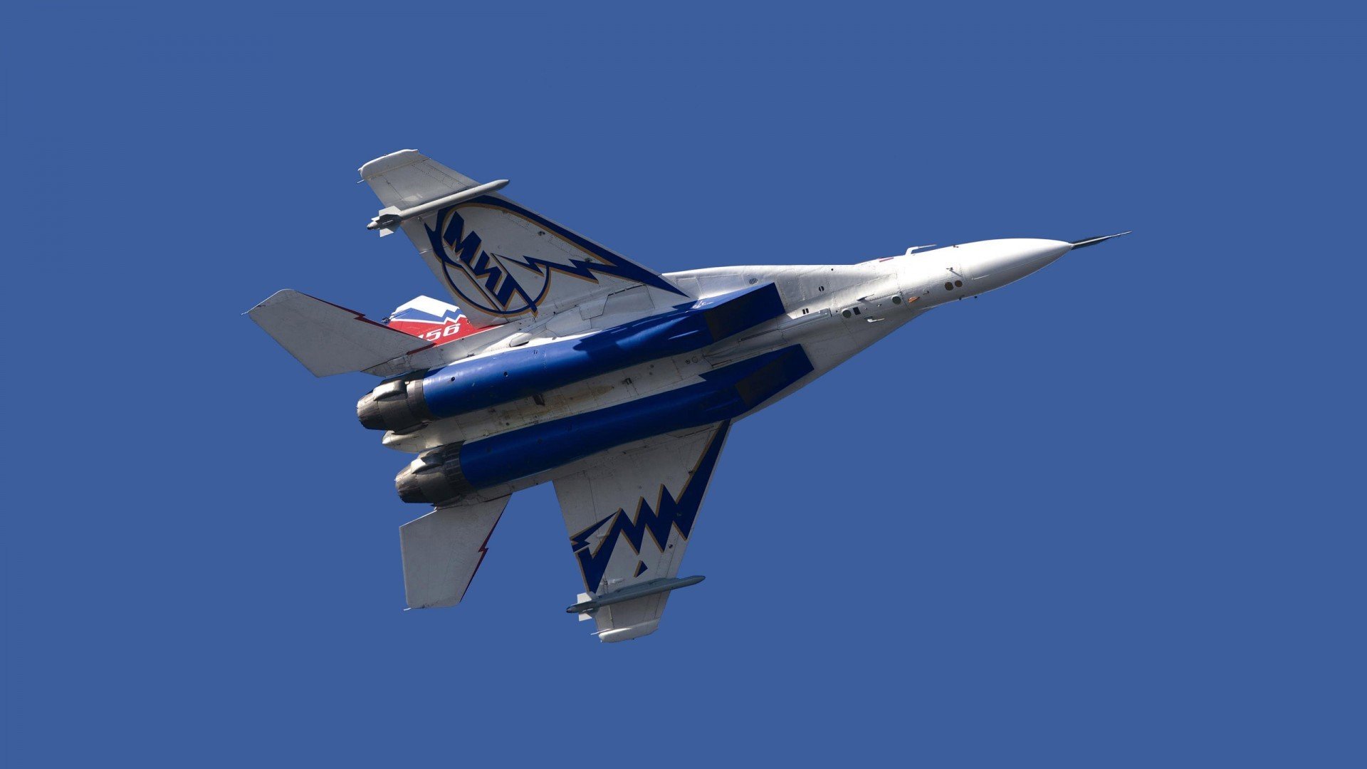 新老王者，当NBA季后赛血战正酣，葡萄牙单节击碎非洲巨人安哥拉