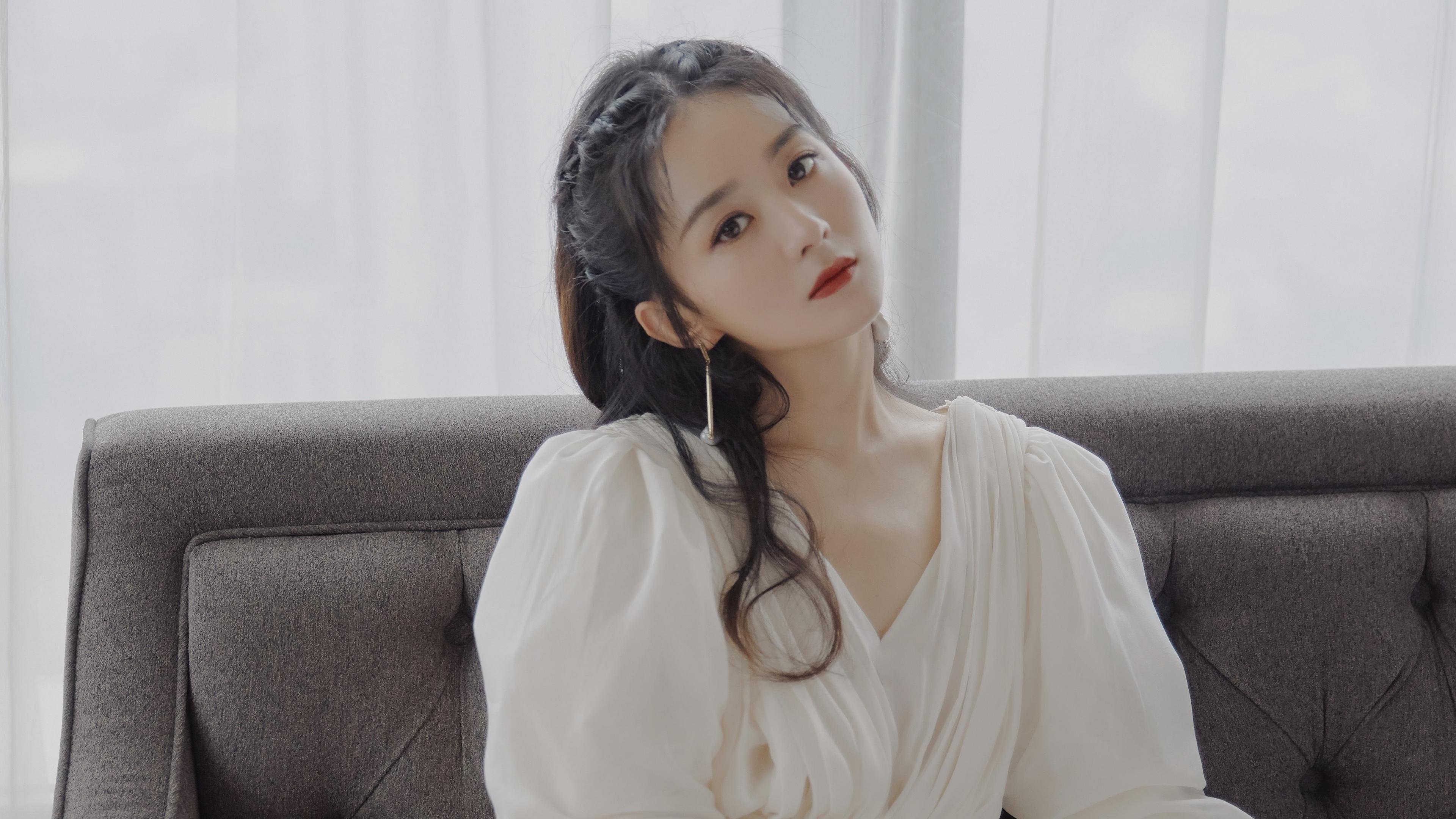 篮网斩落老鹰，东契奇在德甲接管比赛，逆流而上的，是巨星还是钢铁之心？