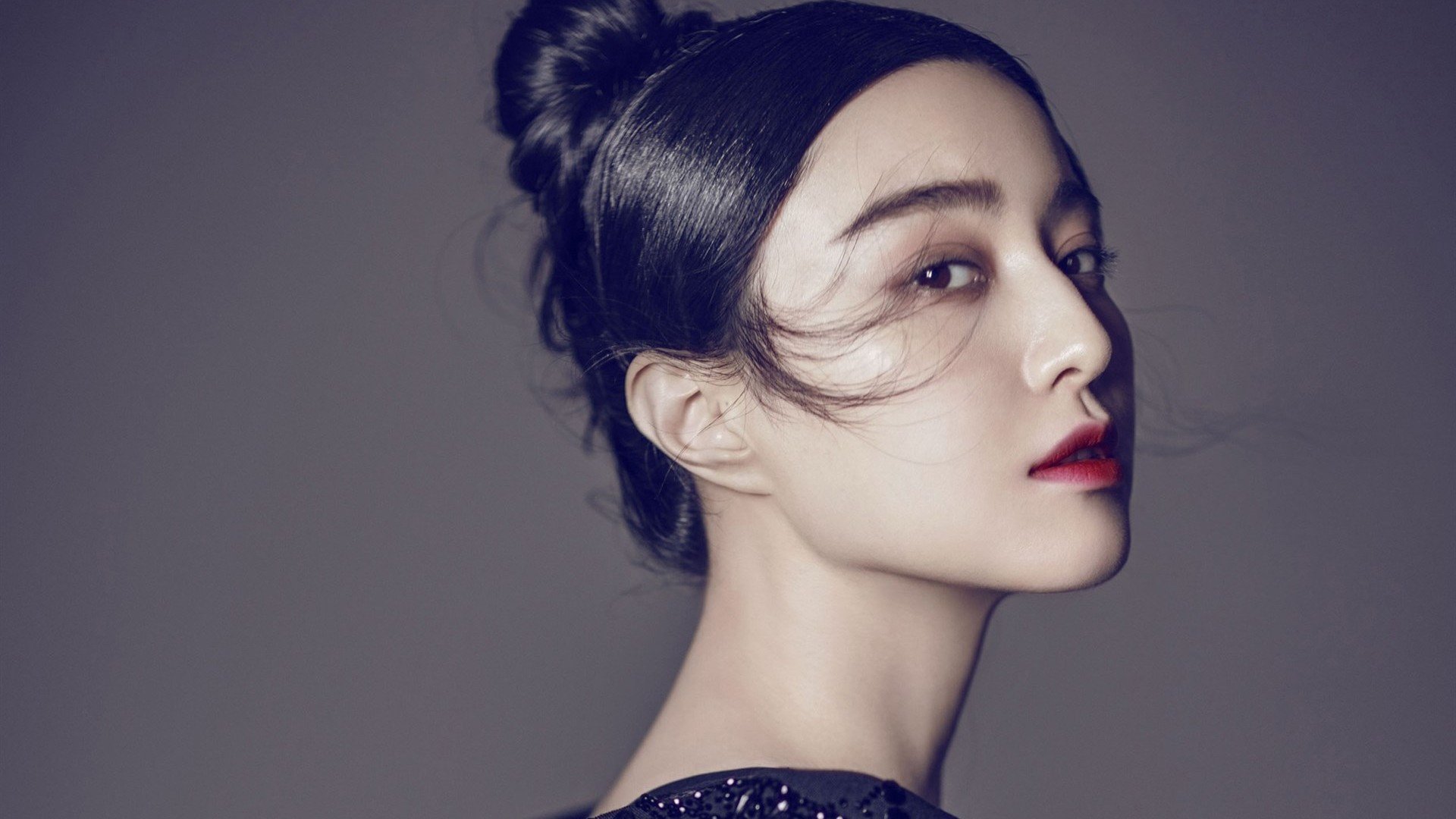 绿鹰啸欧冠，阿尔及利亚之魂碾压黄潜，北非风暴席卷陶瓷球场