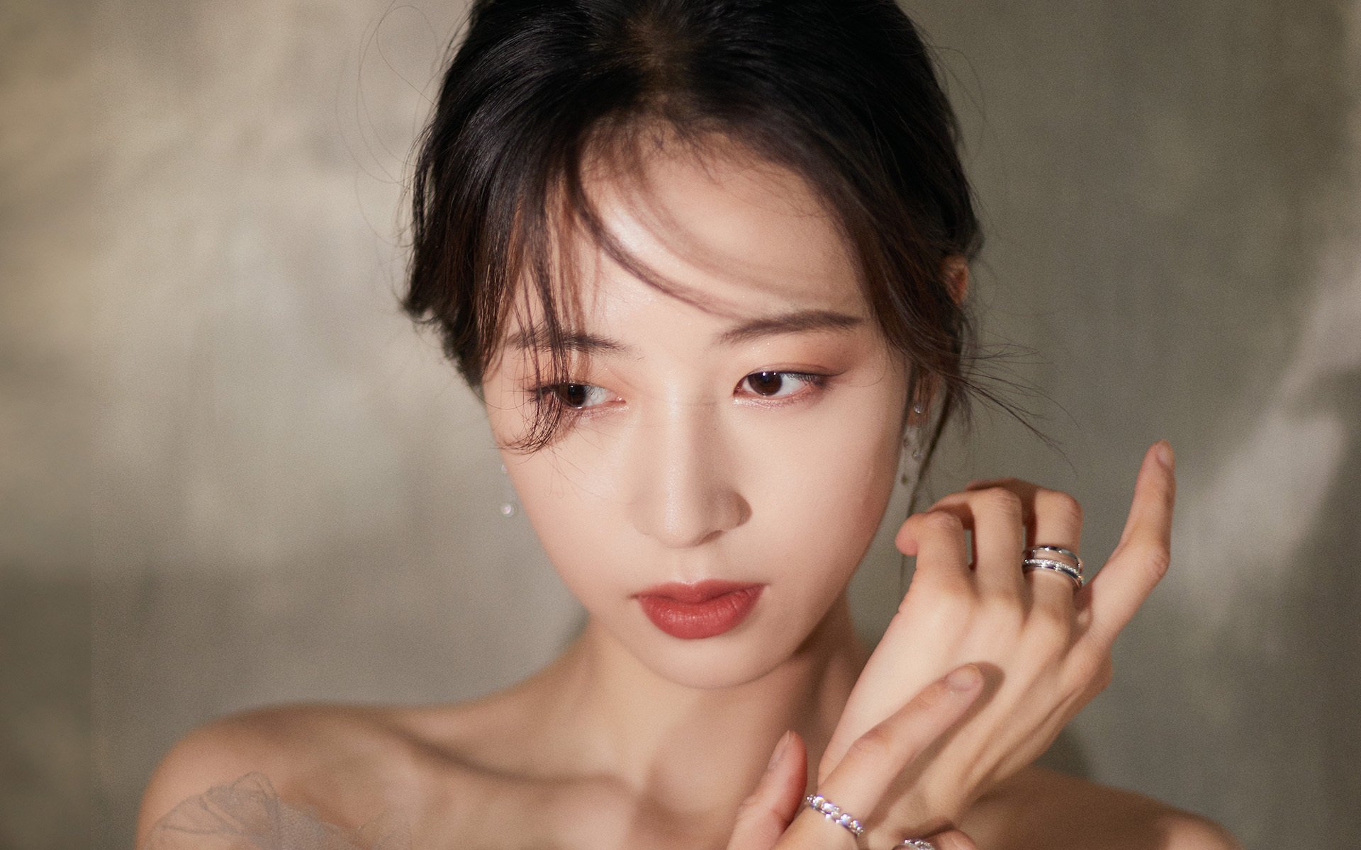 开云体育APP下载-锡安末节独砍19分率队逆转 篮网主场击退骑士迎关键卡位战胜利