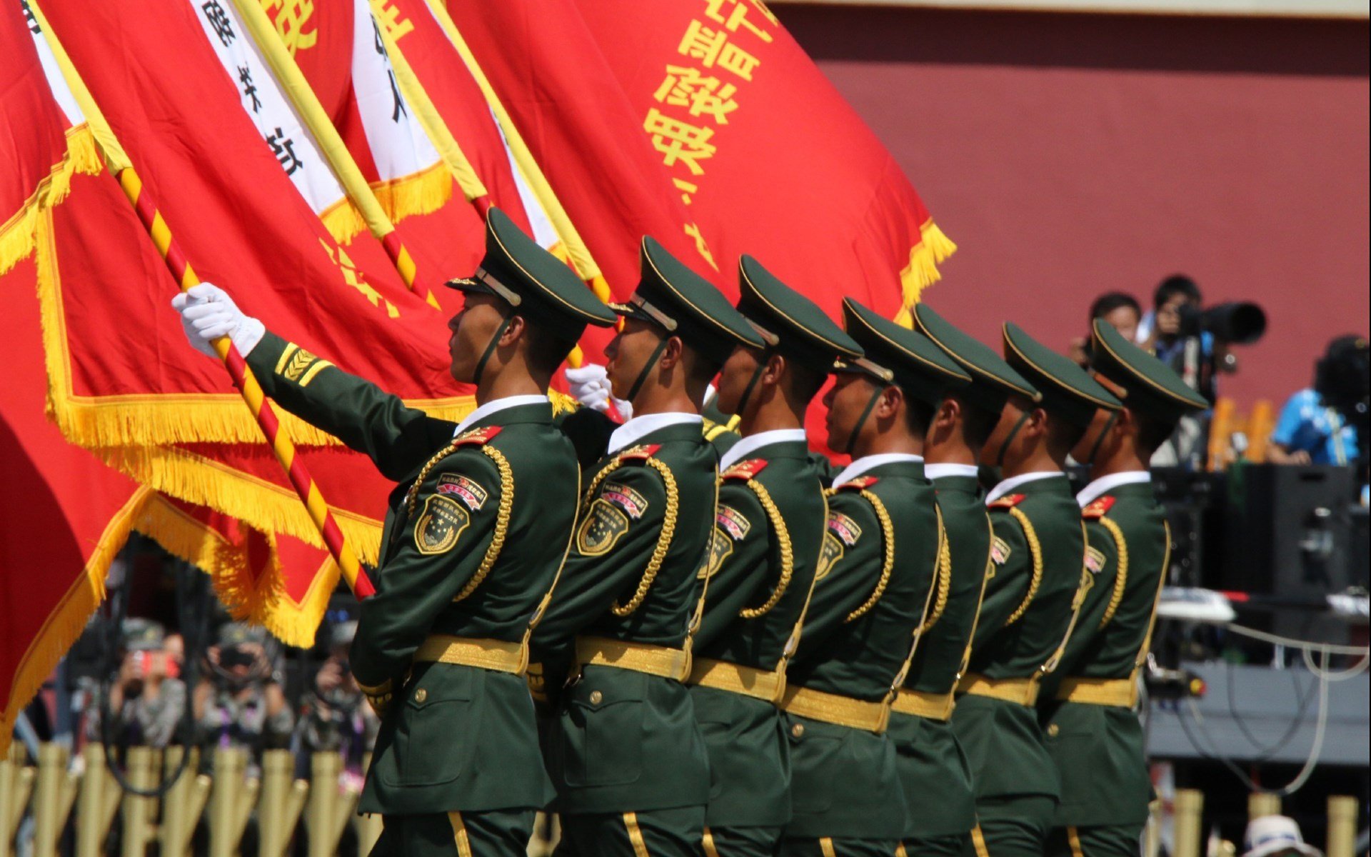 神兵天降！班凯罗末节18分导演逆转，奇才终结浙江队不败神话