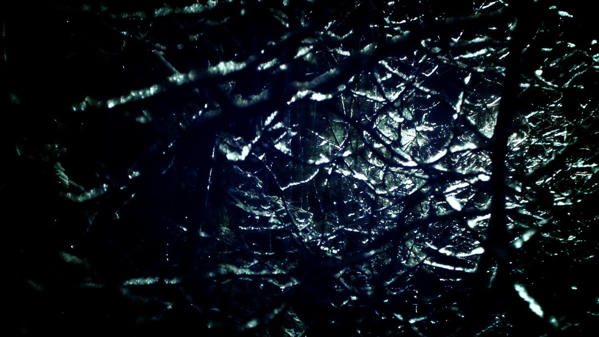 开云体育下载-硬碰硬！广厦浇灭尼克斯不灭之火，杰伦格林在沉默中引燃全场