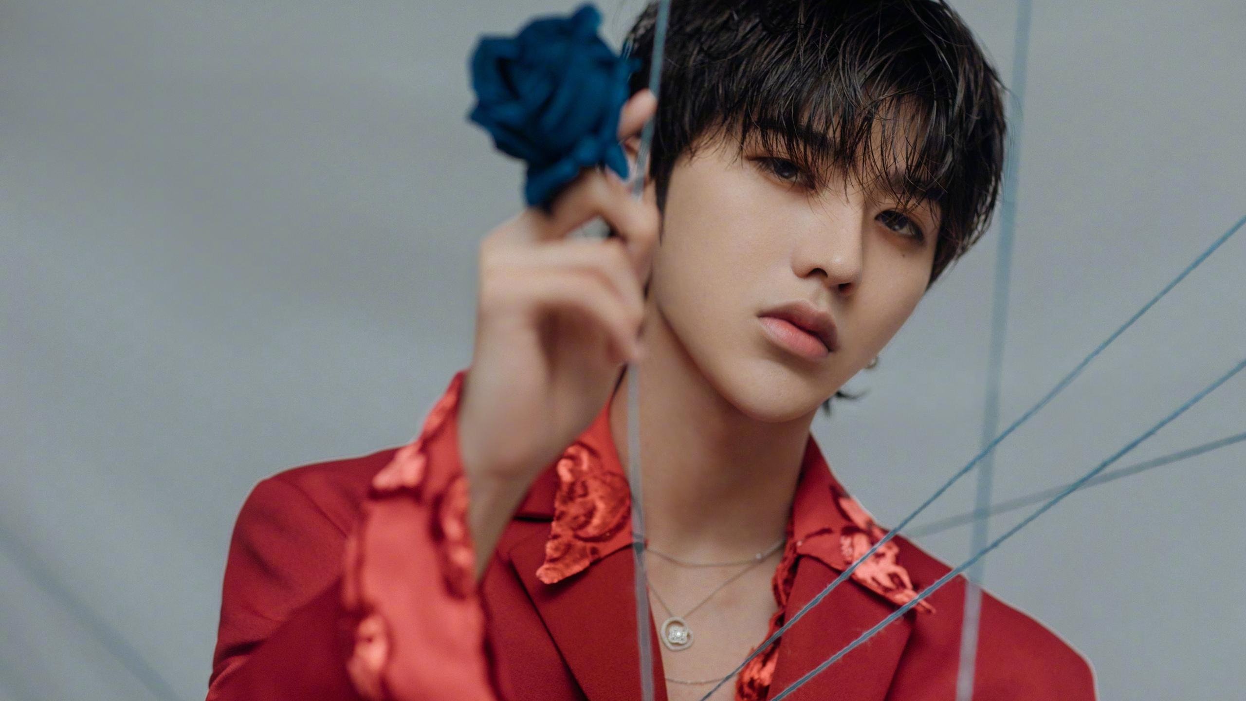 篮球世界两重天,深圳爆冷辽宁,东契奇总决赛展统治力