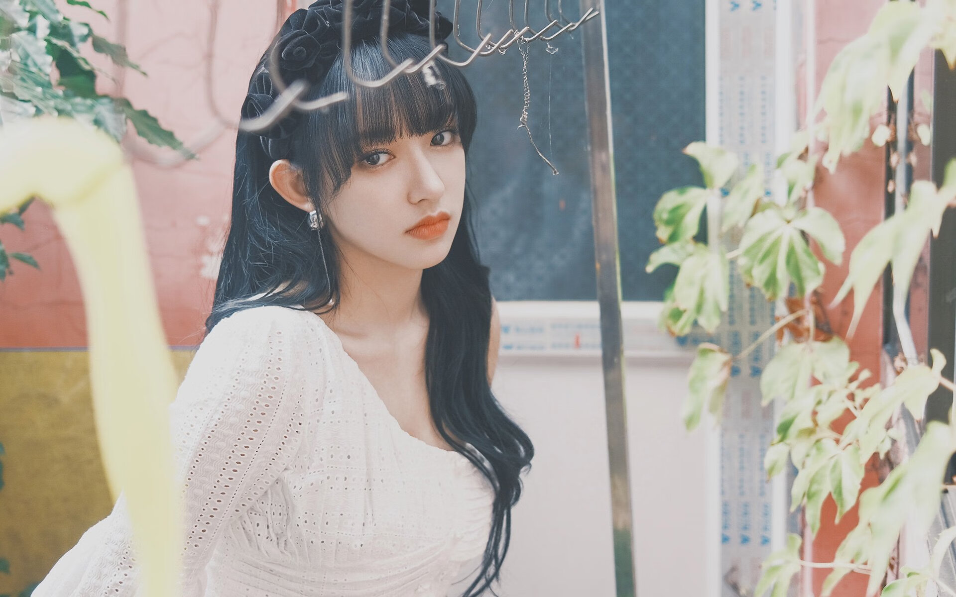 浓眉神兵天降连续得分拉开差距，马刺惊险晋级淘汰灰熊